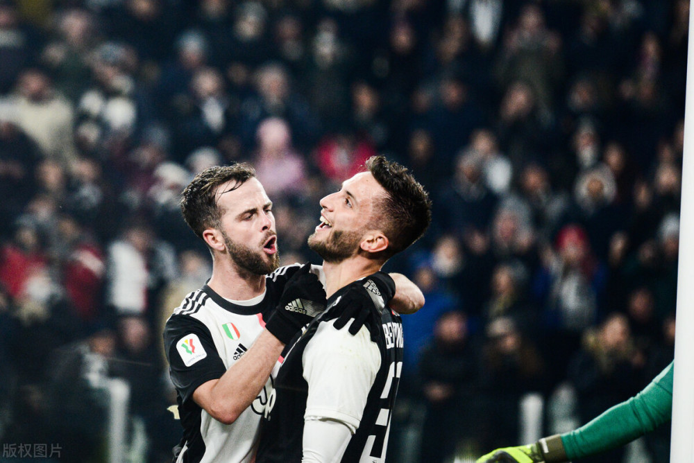 赛场上的镜 赛场上的镜