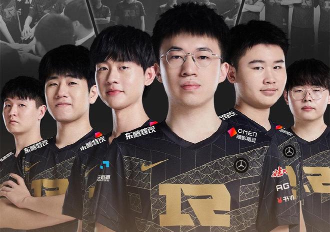 还是挥拍时 还是挥拍时