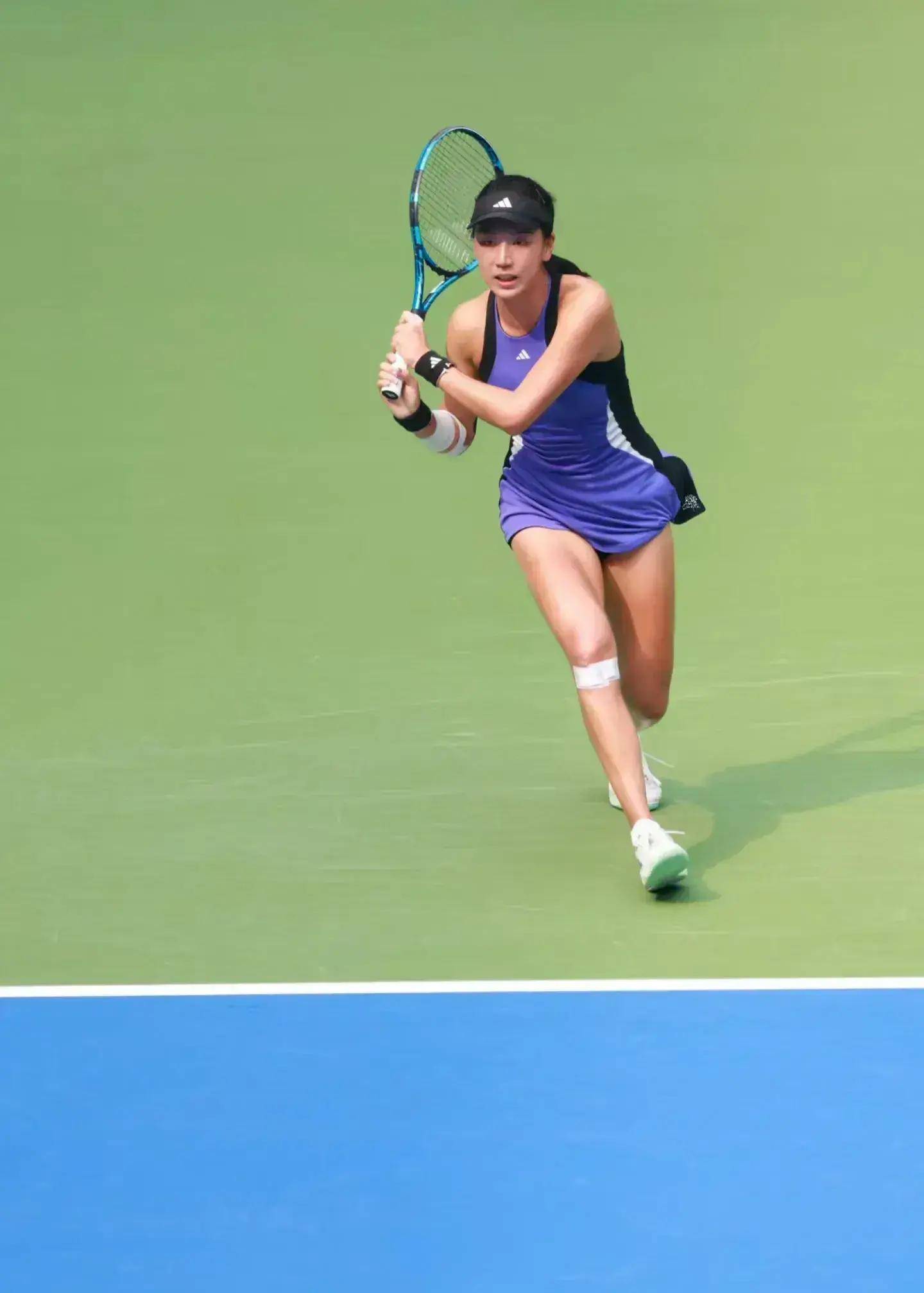 展示了最新 展示了最新