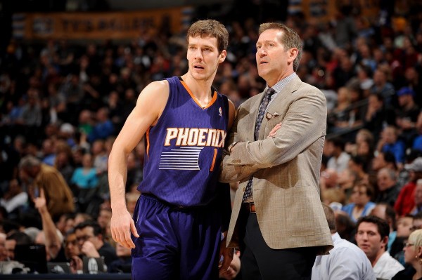 尼的坚定支 尼的坚定支